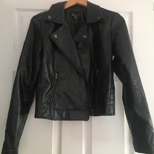 LIKE NEW Forever 21 Leather Moto Jacket size M